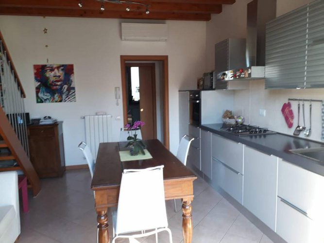 Arcene graziosissimo BILOCALE con SOPPALCO box doppio e cant Arcene