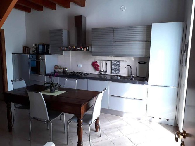 Arcene graziosissimo BILOCALE con SOPPALCO box doppio e cant Arcene