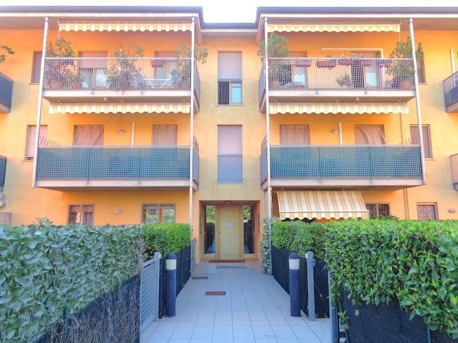 LIBERO SUBITO!!! PONTIROLO TRILO CON GIARDINO E BOX DOPPIO Pontirolo Nuovo