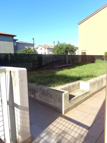 LIBERO SUBITO!!! PONTIROLO TRILO CON GIARDINO E BOX DOPPIO Pontirolo Nuovo