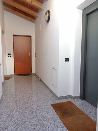 LIBERO SUBITO!!! CAPRIATE TRILO MANSARDATO CON BOX Capriate San Gervasio