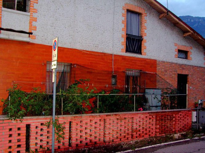 Darfo Boario Terme, villino bipiano con posto auto e cantina Darfo Boario