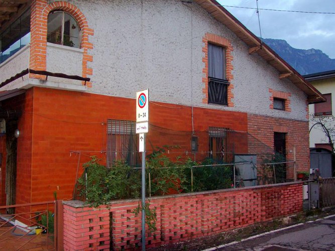 Darfo Boario Terme, villino bipiano con posto auto e cantina Darfo Boario