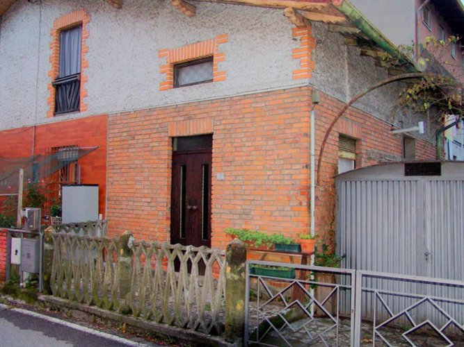 Darfo Boario Terme, villino bipiano con posto auto e cantina Darfo Boario