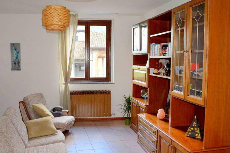 Darfo B.Terme, vendesi come nuovo, Trilocale + Servizi Darfo Boario