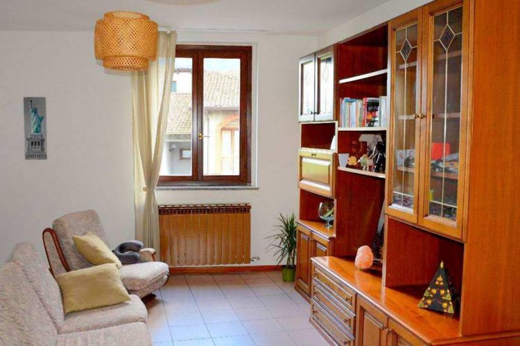 Darfo B.Terme, vendesi come nuovo, Trilocale + Servizi Darfo Boario