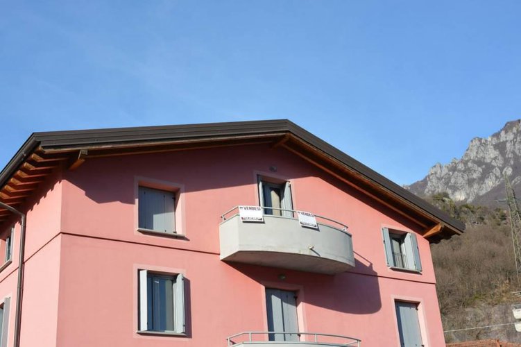 CORNA - VENDESI BELLISSIMA MANSARDA, TUTTA NUOVA Darfo Boario