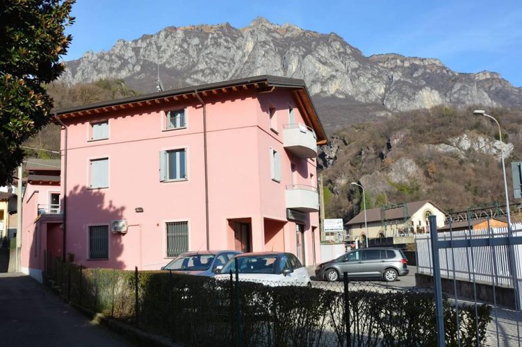 CORNA - VENDESI BELLISSIMA MANSARDA, TUTTA NUOVA Darfo Boario