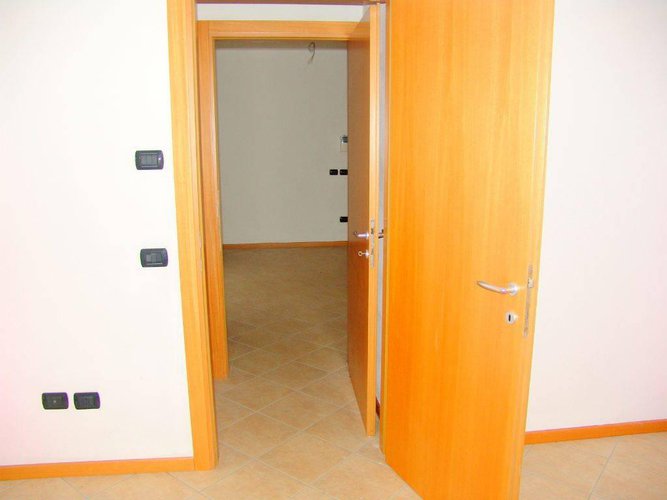 DARFO, VENDESI Appartamento CON GIARDINO E BOX Darfo Boario