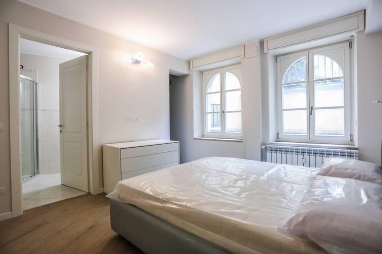 Trilocale con terrazza completamente ristrutturato a nuovo. Bergamo