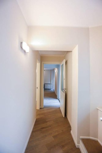 Trilocale con terrazza completamente ristrutturato a nuovo. Bergamo