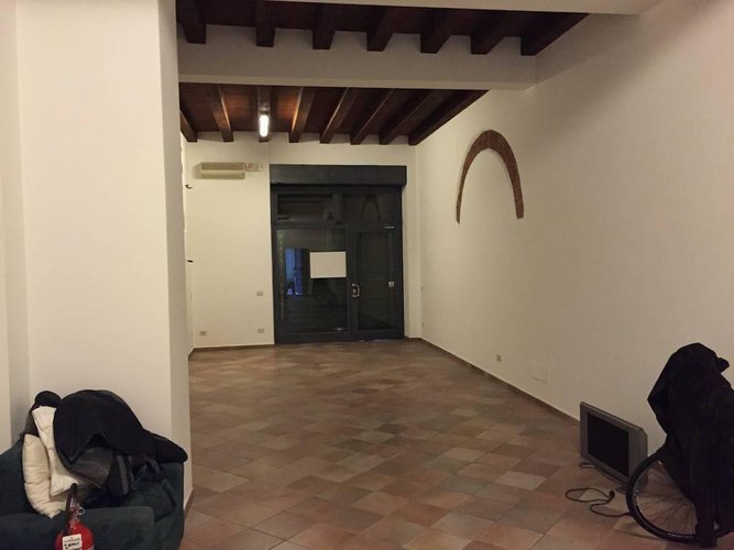 Negozio ristrutturato in centro Bergamo