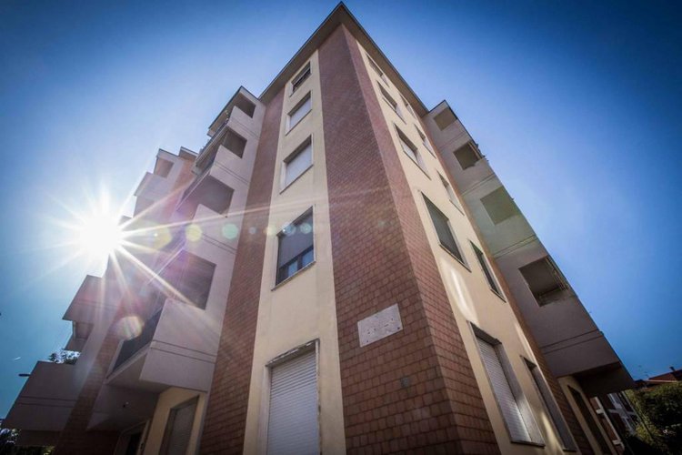 Ampio trilocale zona tranquilla con cantina e magazzino Bergamo