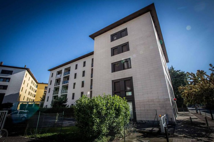 Appartamento quadrilocale sito in via Bianzana