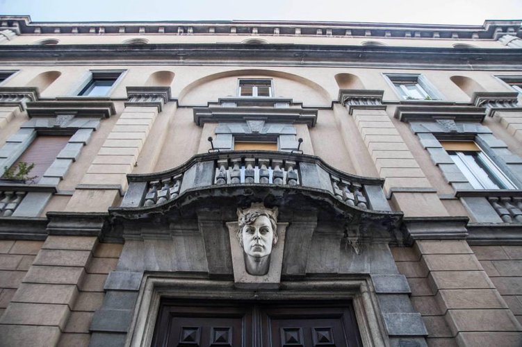 Prestigioso immobile in centrale palazzo d'epoca. Bergamo