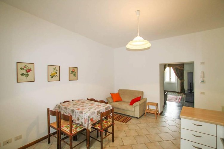 Trilocale in corte storica restaurata in Sant'Alessadro Alta Bergamo