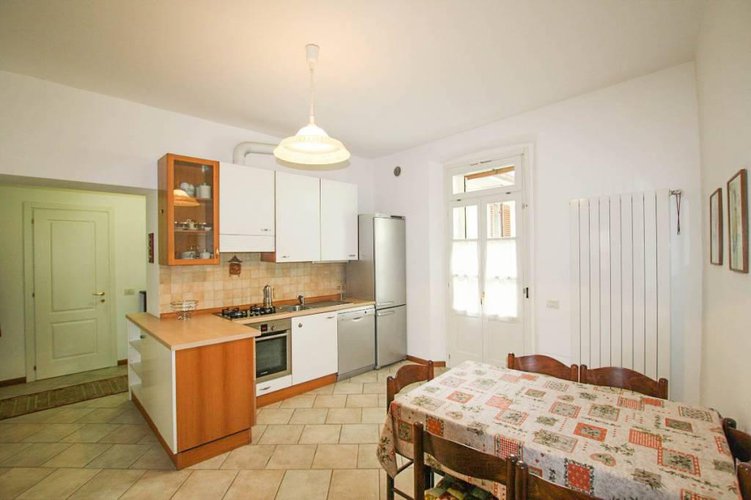 Trilocale in corte storica restaurata in Sant'Alessadro Alta Bergamo