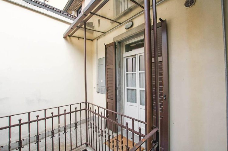 Trilocale in corte storica restaurata in Sant'Alessadro Alta Bergamo