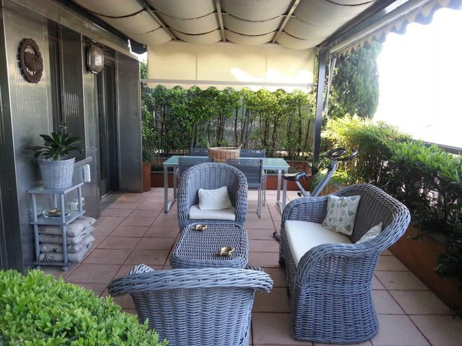 Attico con vista meravigliosa e ampi terrazzi. Bergamo