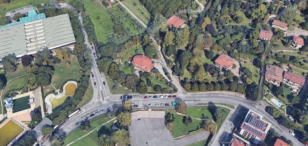 Prestigiosa villa con giardino in Conca d'Oro.