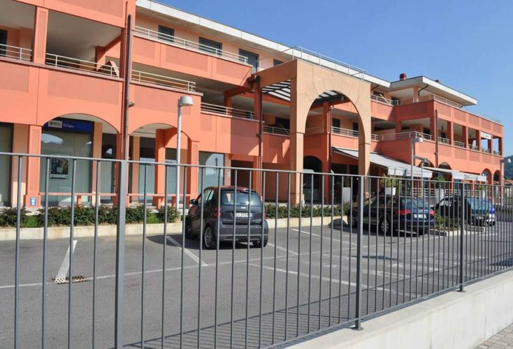 NEGOZIO/UFFICIO IN AFFITTO A VILLA D'ADDA Villa d'Adda