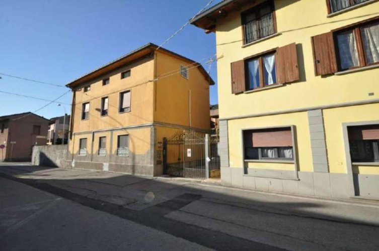 APPARTAMENTO INDIPENDENTE IN VENDITA A CALUSCO D'ADDA