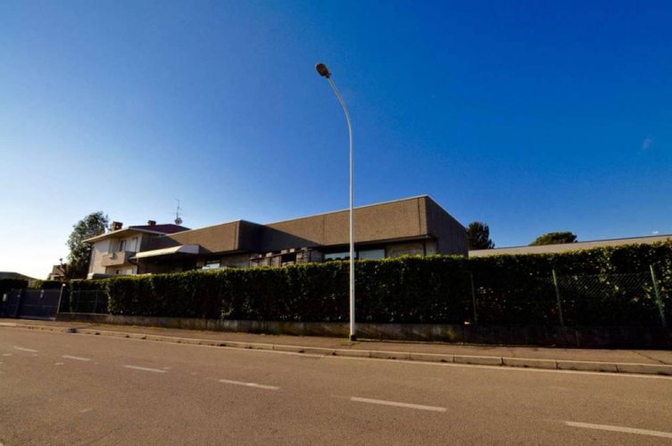 CAPANNONE IN AFFITTO A CALUSCO D'ADDA Calusco d'Adda