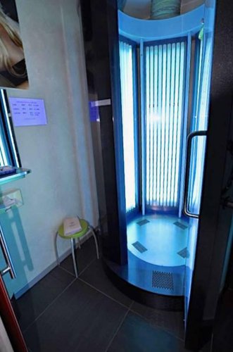 ATTIVITA' DI CENTRO ESTETICO E SOLARIUM A TERNO D'ISOLA Terno d'Isola