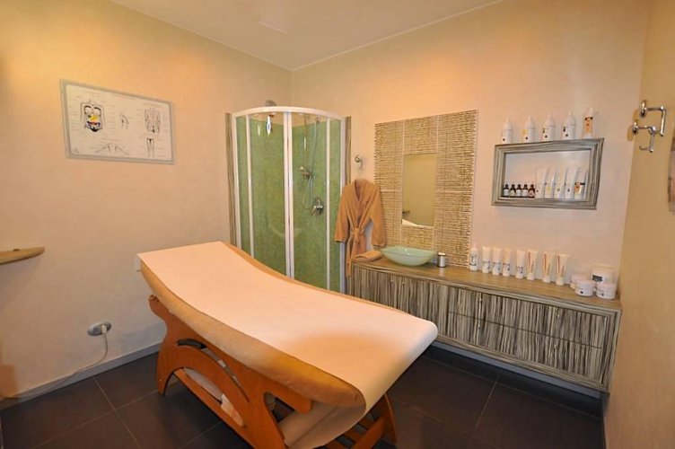 NEGOZIO IN VENDITA A TERNO D'ISOLA Terno d'Isola