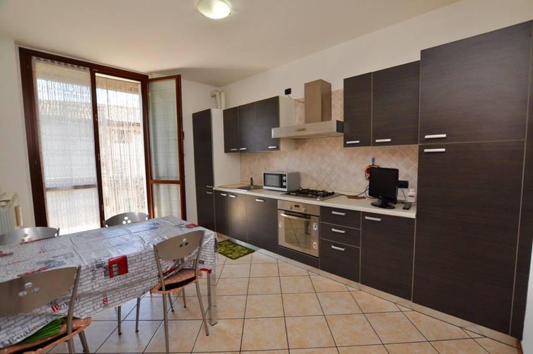 TRILOCALE IN VENDITA A MADONE Madone