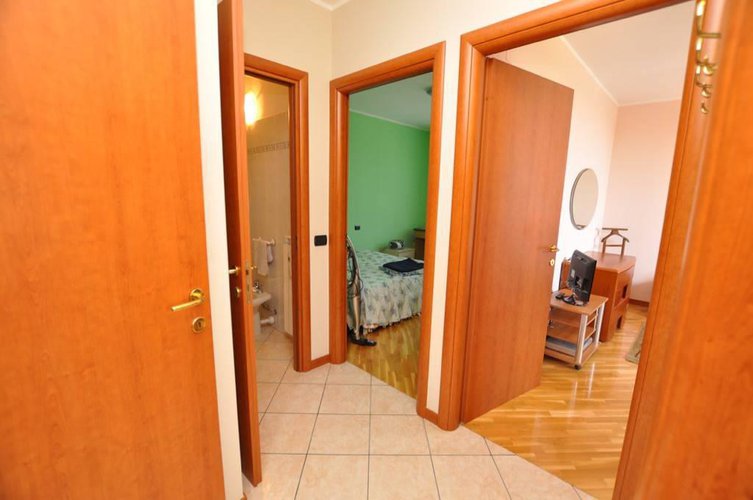 TRILOCALE IN VENDITA A MADONE Madone