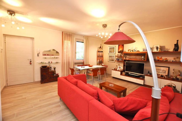 VILLETTA A SCHIERA IN VENDITA A FILAGO - FRAZ. MARNE