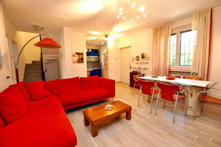 VILLETTA A SCHIERA IN VENDITA A FILAGO - FRAZ. MARNE Filago