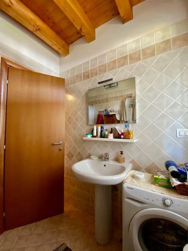 OCCASIONE!!!QUADRILOCALE CON PISCINA.FRONTE LAGO. Spinone al Lago
