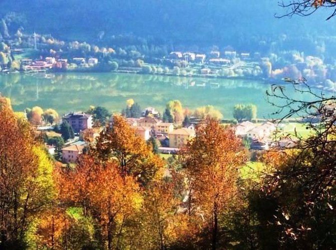 Spinone al Lago, Cascina di 90 mq e terreno agricolo 20.000 mq VISTA LAGO ENDINE Spinone al Lago