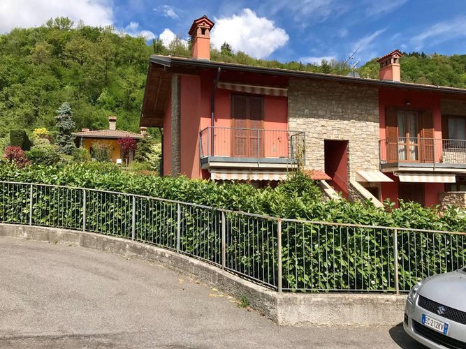 BELLISSIMO APPARTAMENTO 60 MQ PIANO TERRA CON GIARDINO E BOX Spinone al Lago