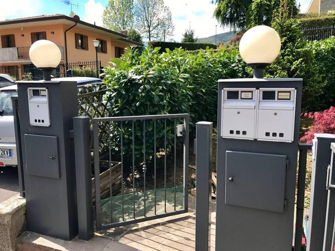 BELLISSIMO APPARTAMENTO 60 MQ PIANO TERRA CON GIARDINO E BOX Spinone al Lago