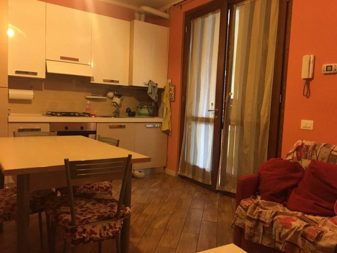 FAVOLOSO E SIGNORILE APPARTAMENTO TRILOCALE A PIANO TERRA Spinone al Lago