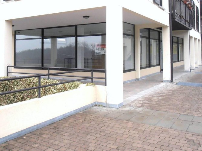 Cerita negozio/ufficio 95 mq. Almenno San Bartolomeo