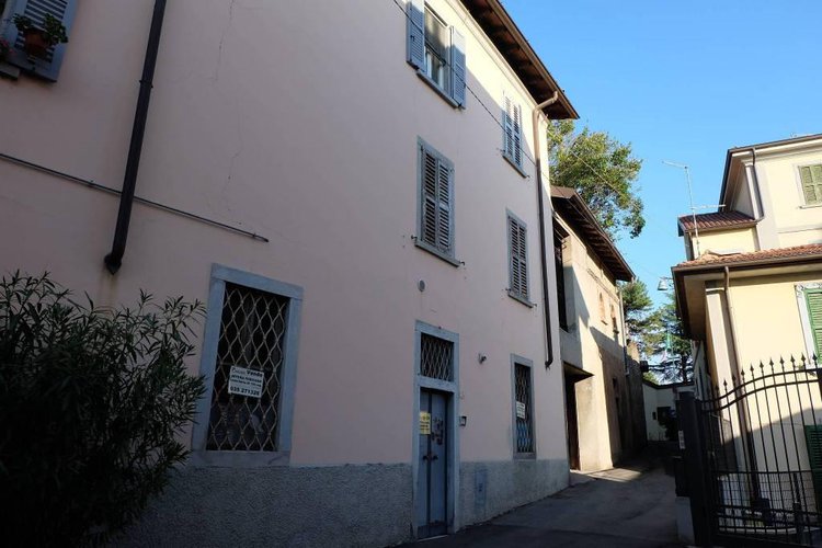 PORZIONE INDIPENDENTE CIELO TERRA