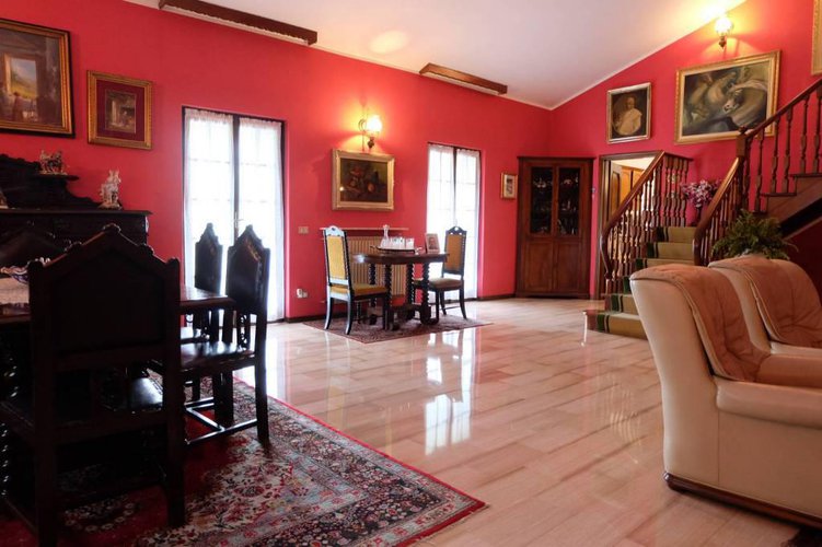 Ultimo piano 206 mq vista fiume con giardino di 800 mq Castelli Calepio