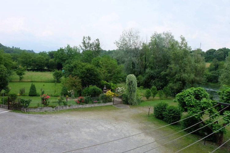 Ultimo piano 206 mq vista fiume con giardino di 800 mq Castelli Calepio