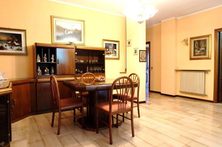 Trilocale 123 mq ultimo piano, no spese Castelli Calepio