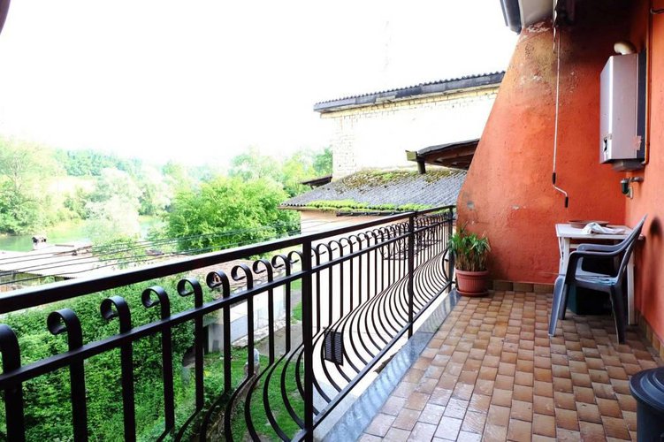 Trilocale 123 mq ultimo piano, no spese Castelli Calepio