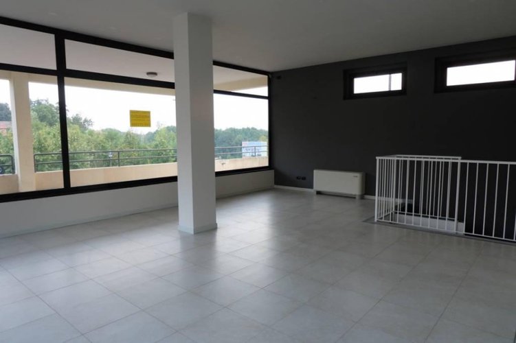 Cerita negozio/ufficio 95 mq. Almenno San Bartolomeo