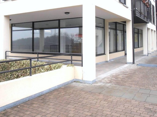 Cerita negozio/ufficio 95 mq. Almenno San Bartolomeo