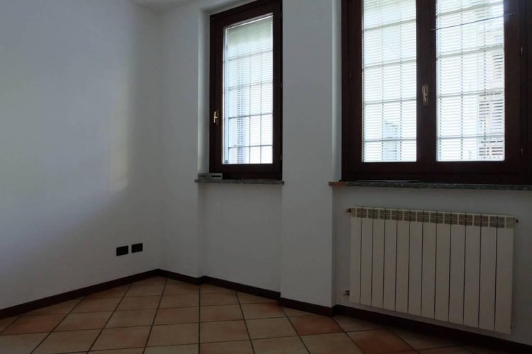 Trilocale indipendente con box Bergamo