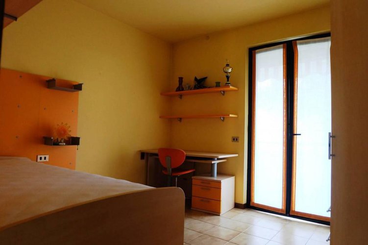 Trilocale con terrazze e box Clusone