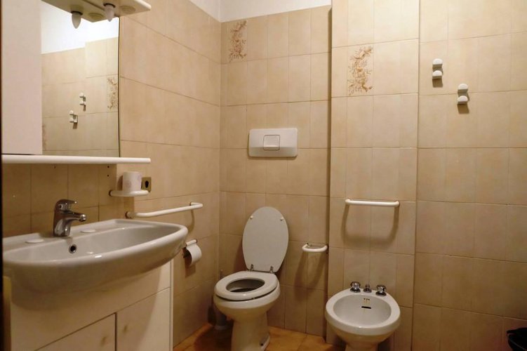 Trilocale con terrazze e box Clusone