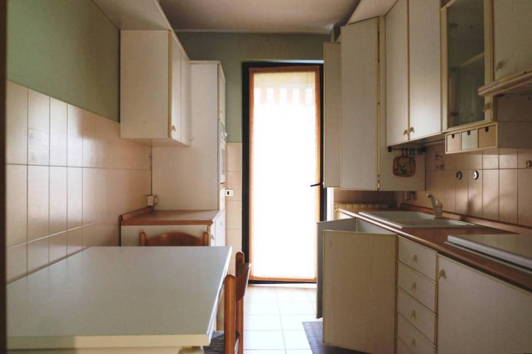 Trilocale con terrazze e box Clusone